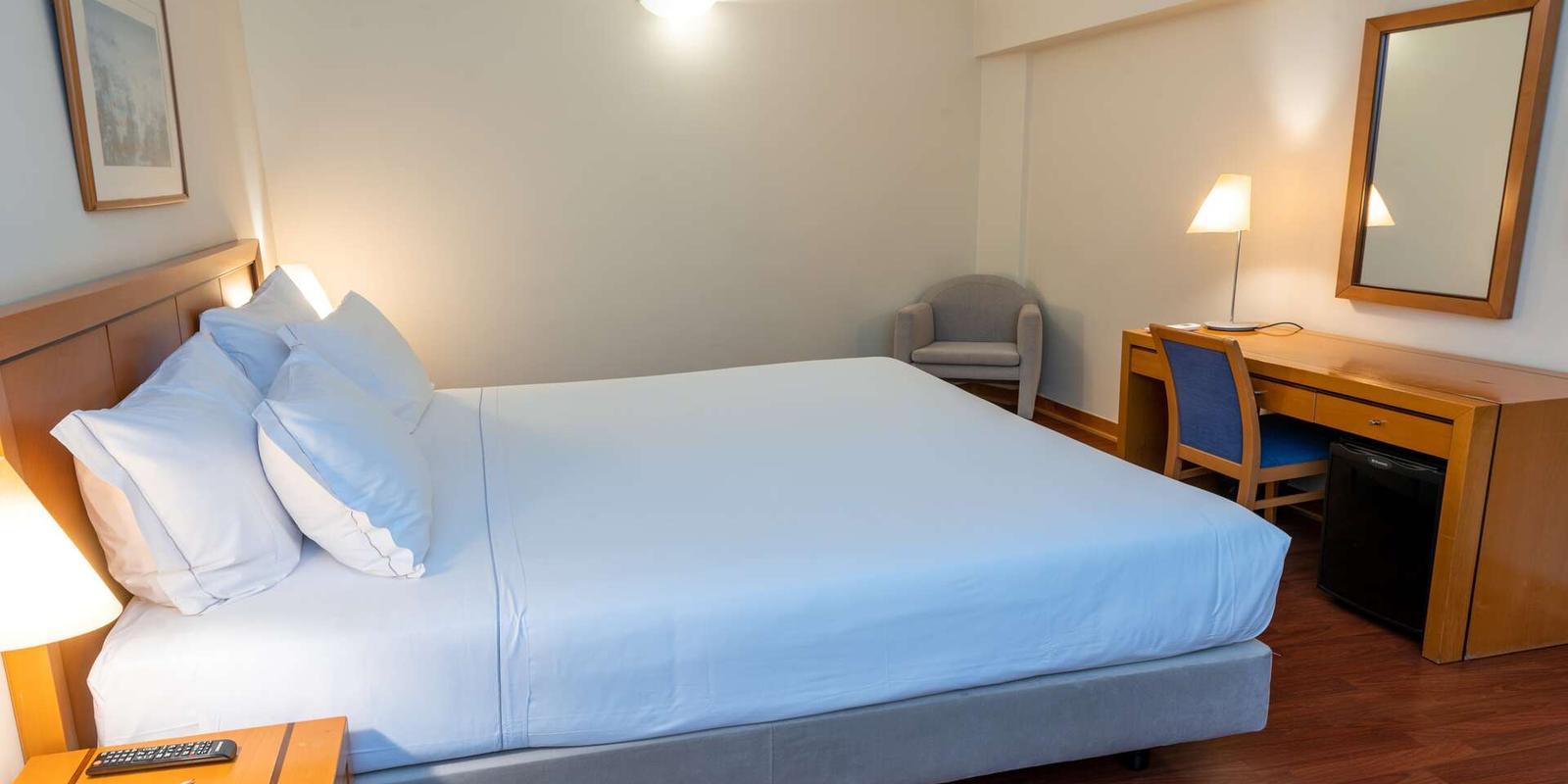 Habitación Triple Hotel Roma Lisboa Habitación Triple Hotel Roma Lisboa